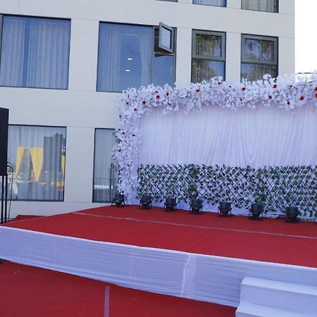 Royal Orbit Hotel Panchgani Buitenkant foto