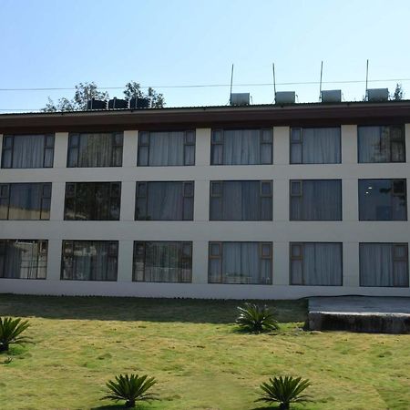 Royal Orbit Hotel Panchgani Buitenkant foto