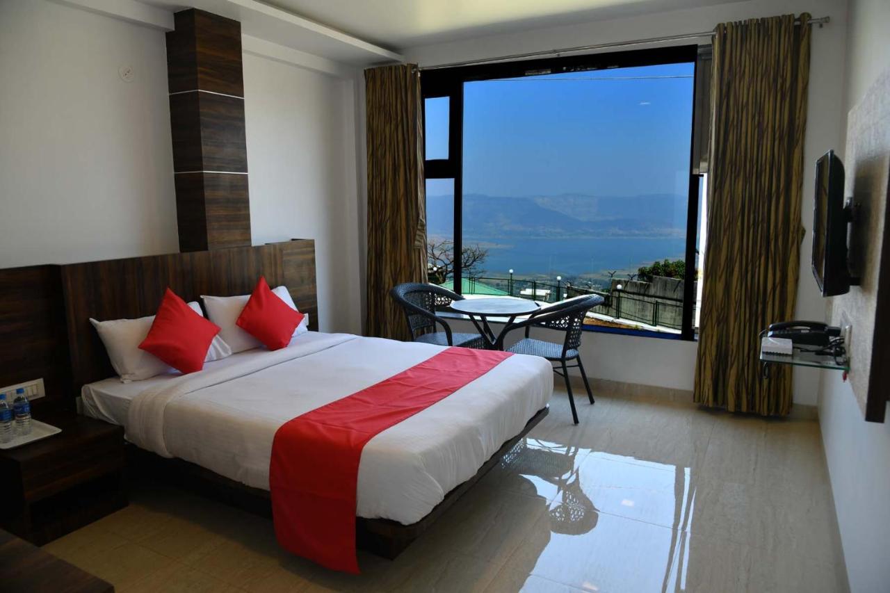 Royal Orbit Hotel Panchgani Buitenkant foto