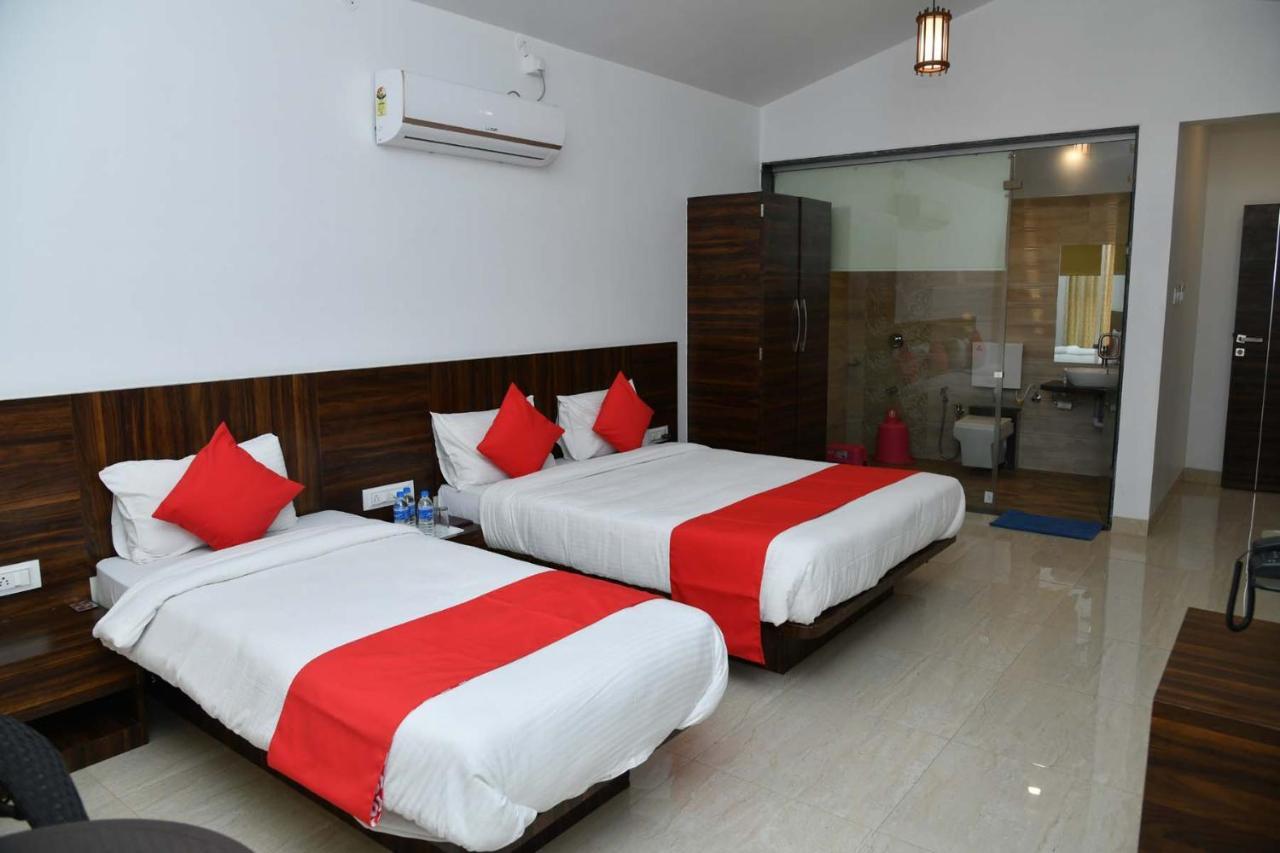 Royal Orbit Hotel Panchgani Buitenkant foto