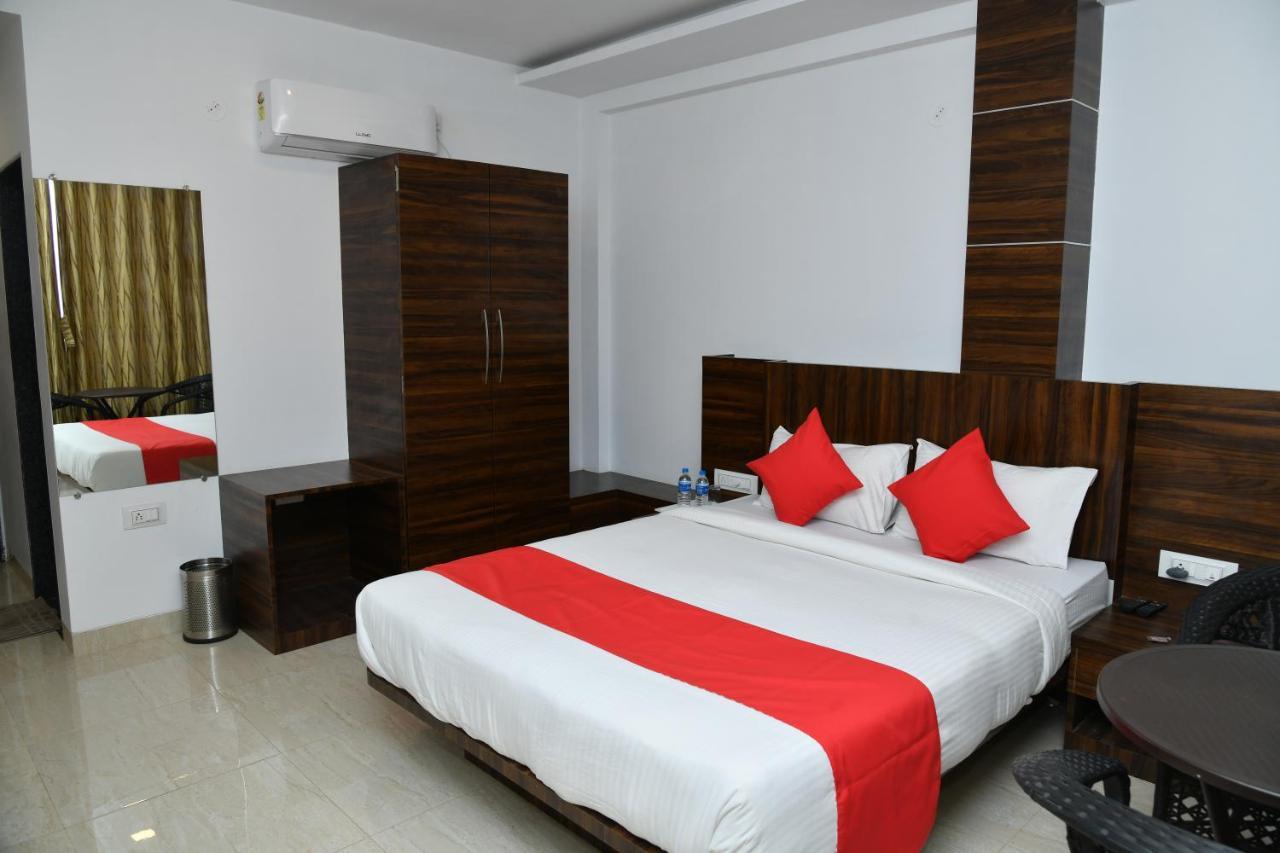 Royal Orbit Hotel Panchgani Buitenkant foto