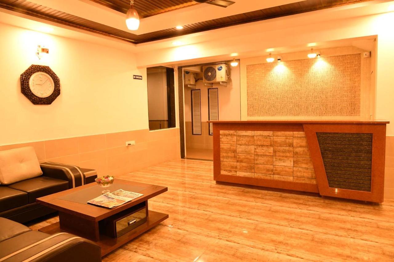 Royal Orbit Hotel Panchgani Buitenkant foto