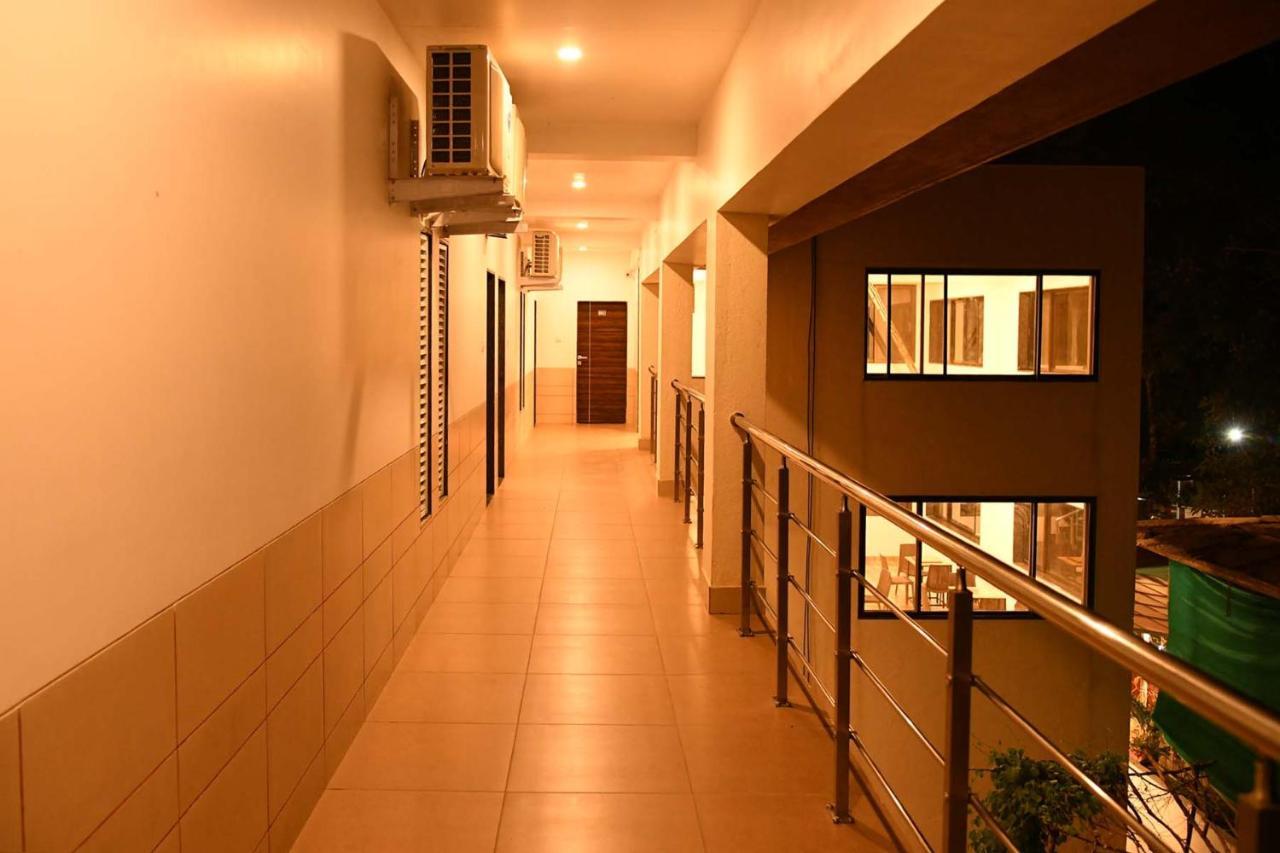 Royal Orbit Hotel Panchgani Buitenkant foto