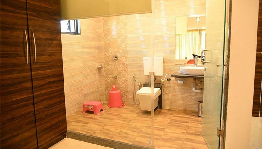 Royal Orbit Hotel Panchgani Buitenkant foto